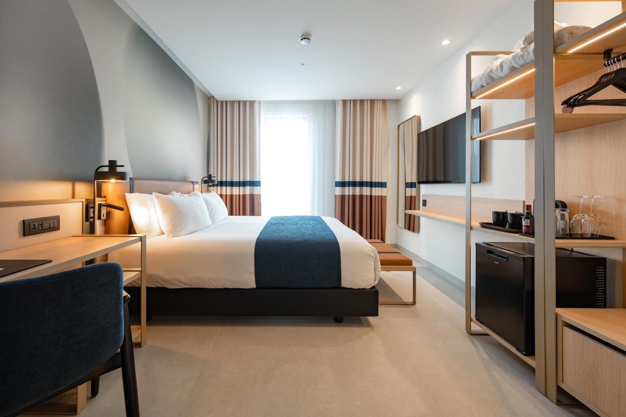 Best Western Premier Malta St. Paul's Bay Exterior photo