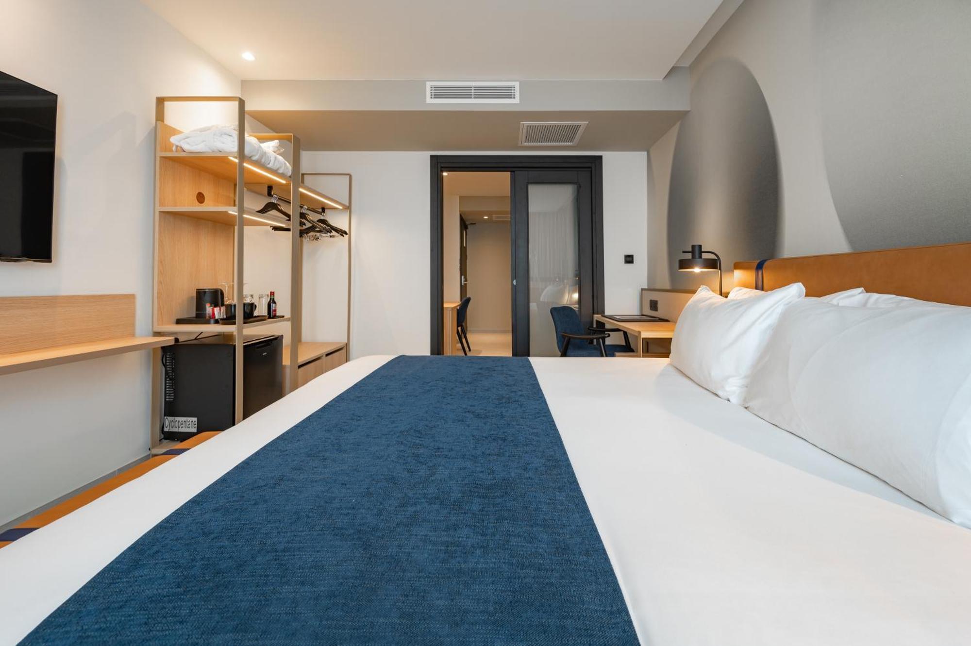Best Western Premier Malta St. Paul's Bay Exterior photo