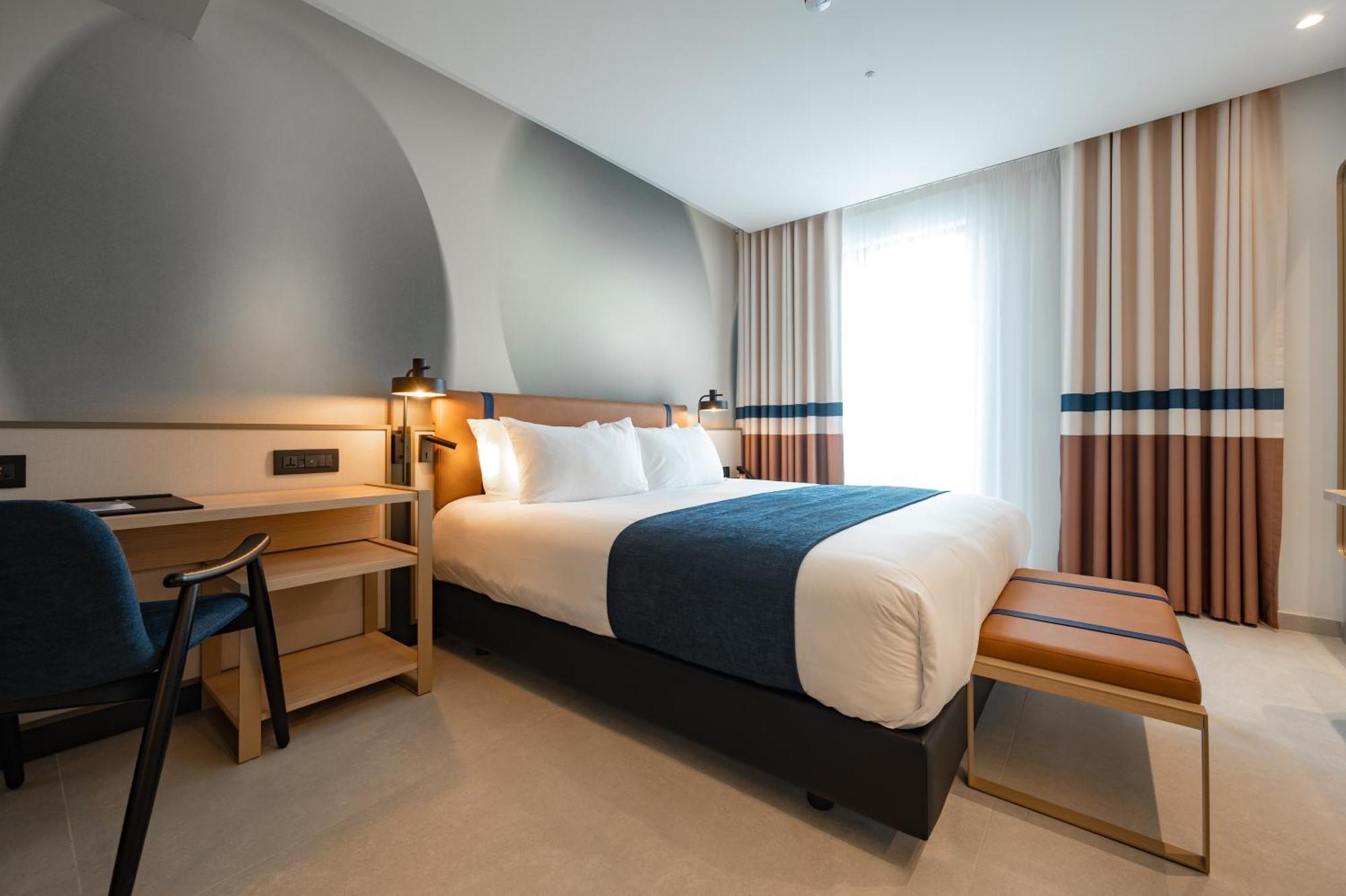 Best Western Premier Malta St. Paul's Bay Exterior photo