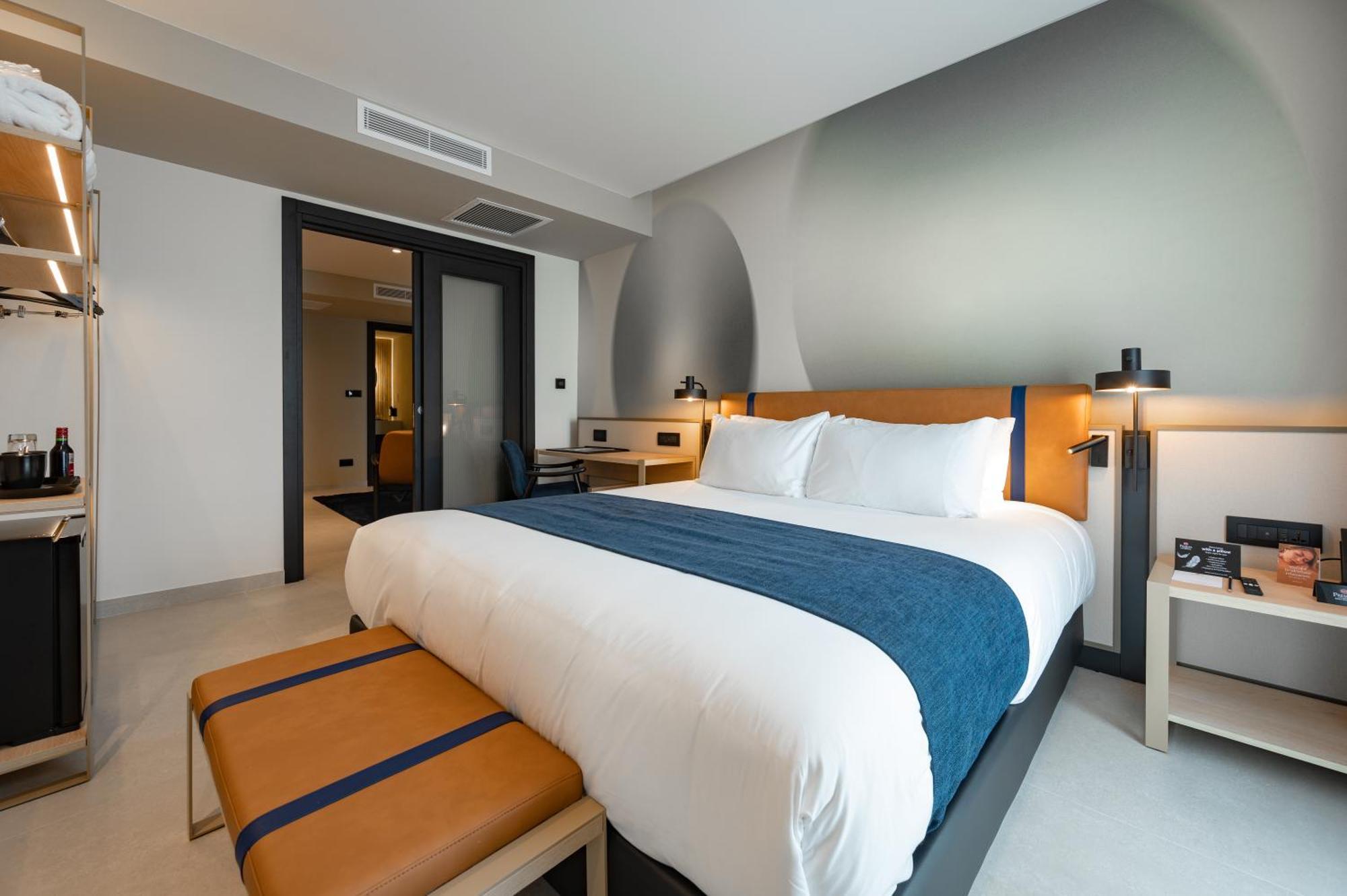 Best Western Premier Malta St. Paul's Bay Exterior photo