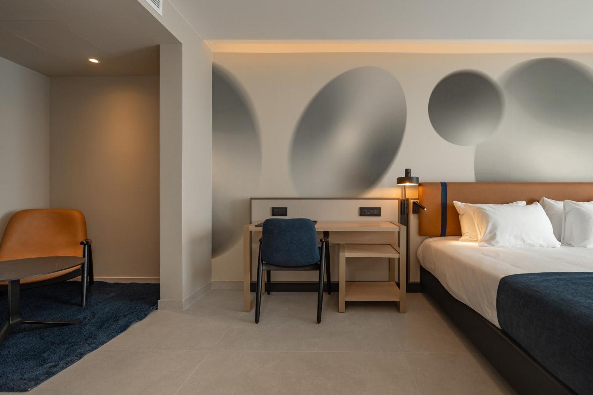 Best Western Premier Malta St. Paul's Bay Room photo
