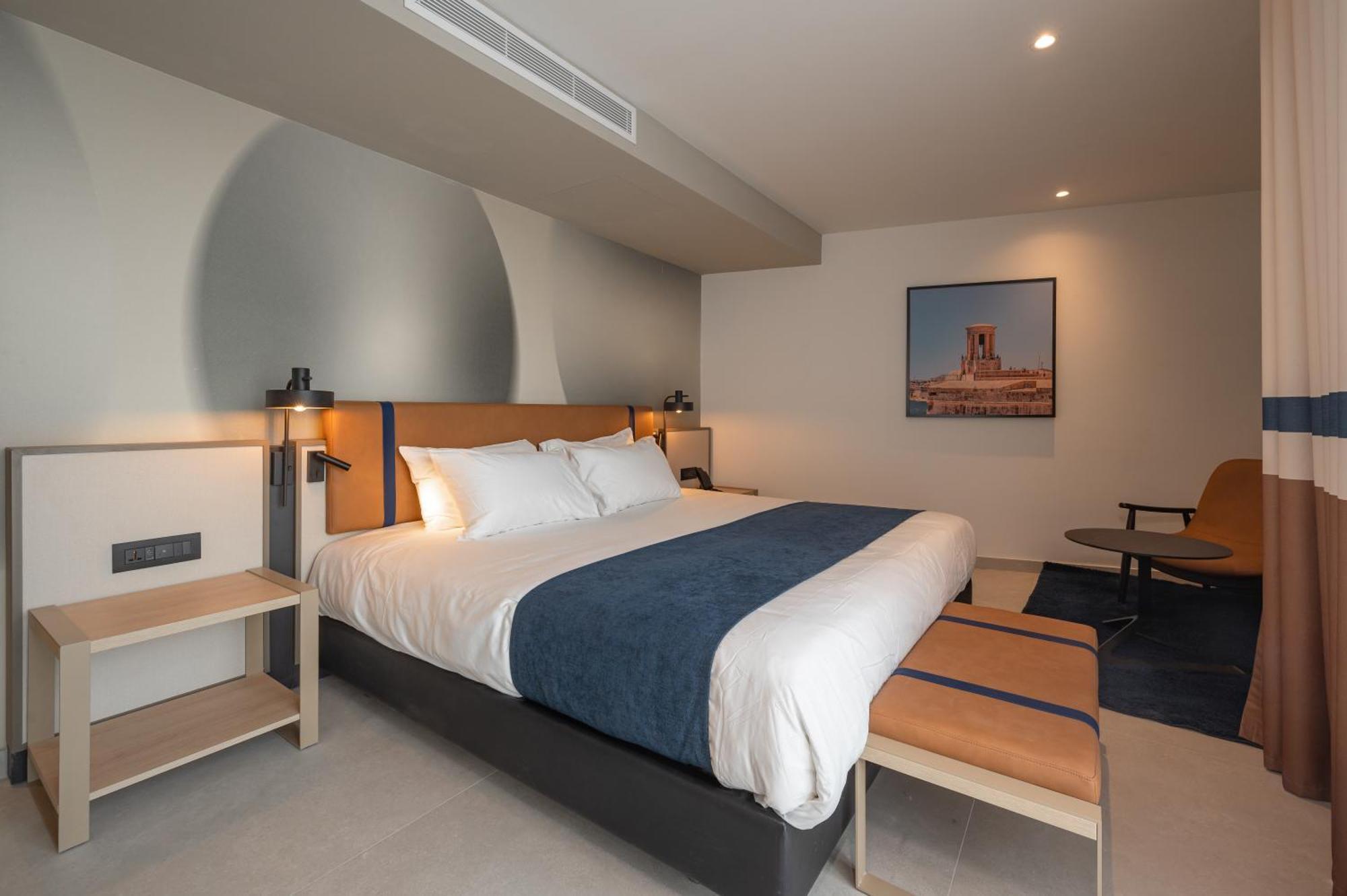 Best Western Premier Malta St. Paul's Bay Room photo