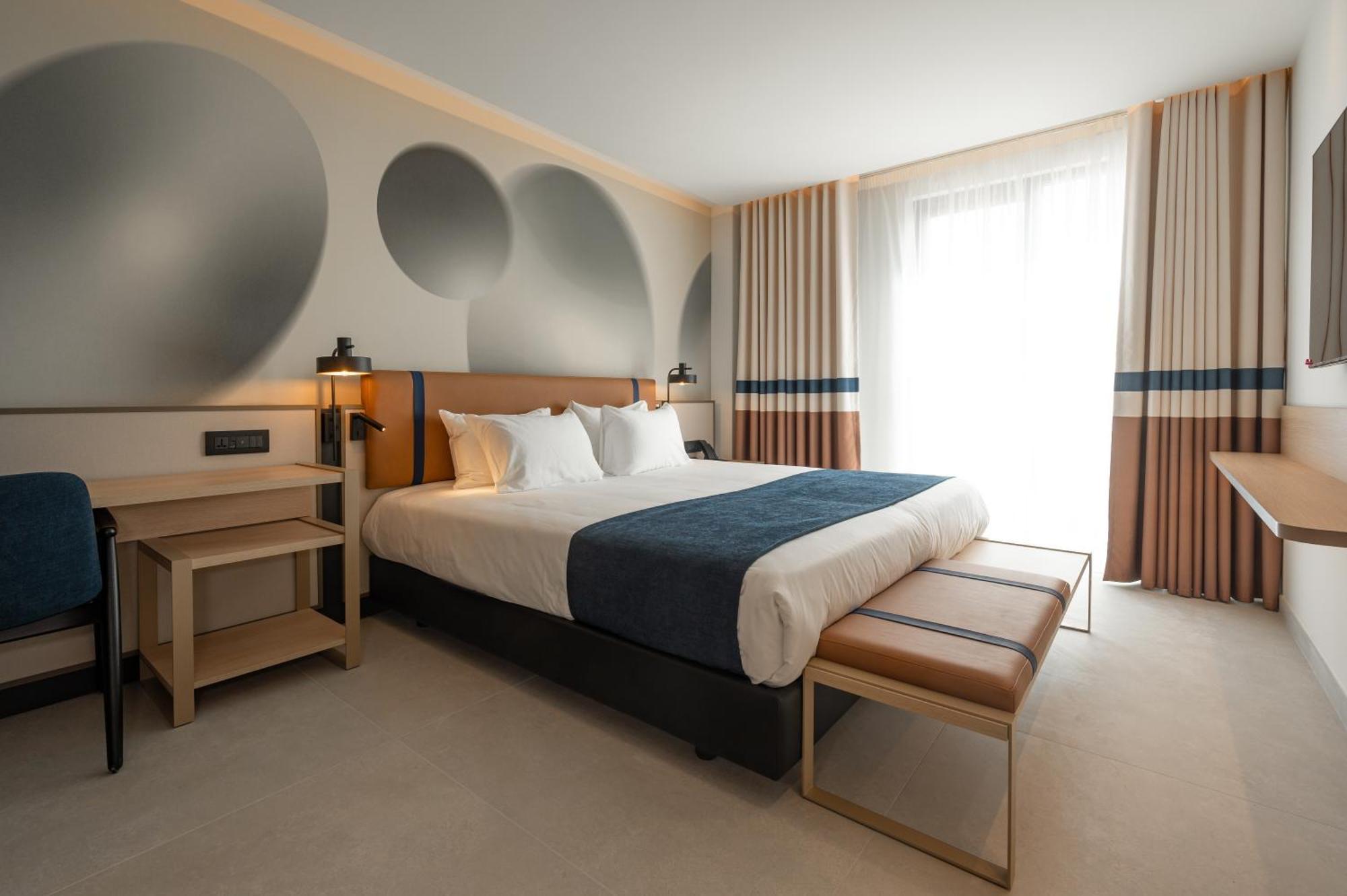 Best Western Premier Malta St. Paul's Bay Room photo